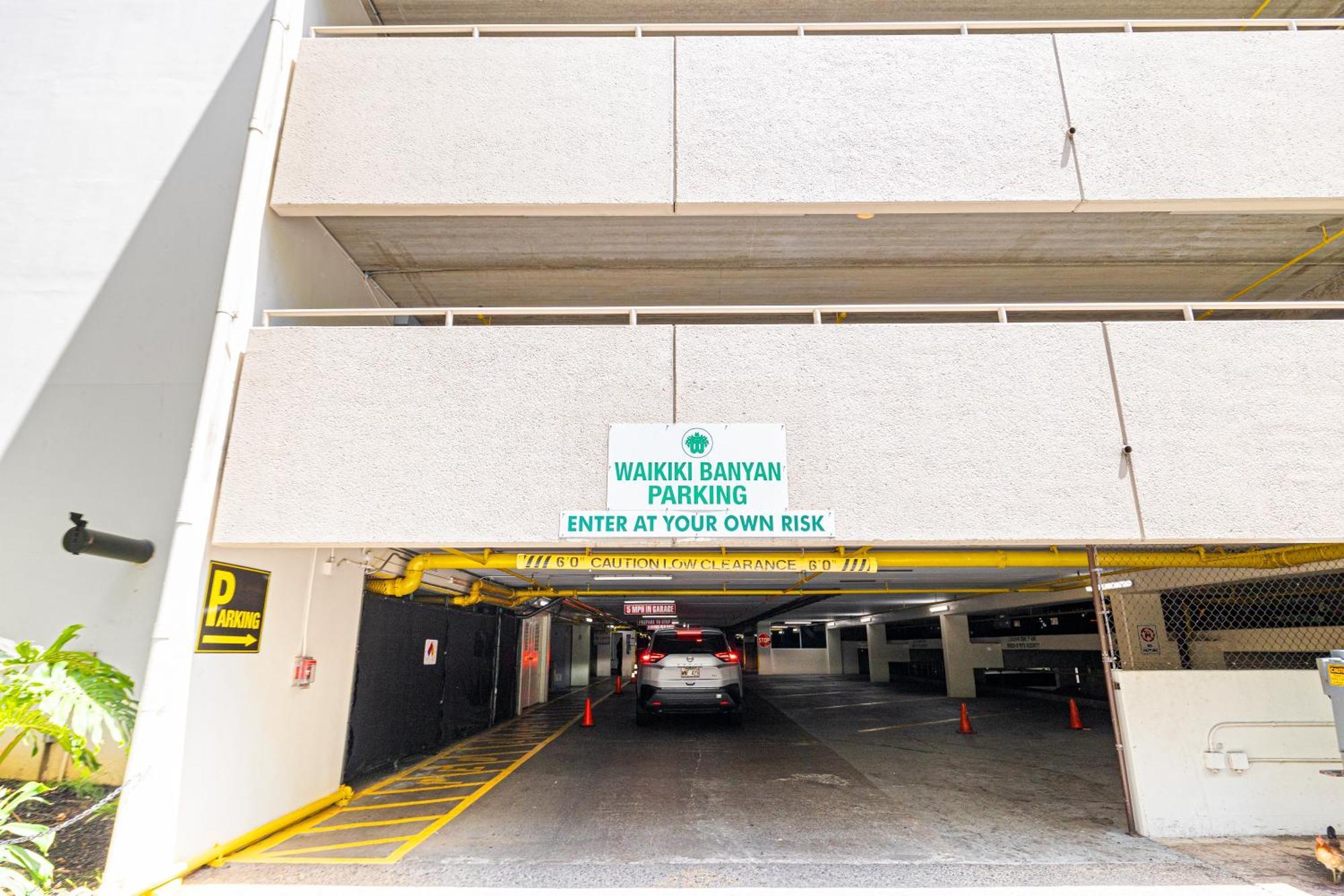 Upscale Penthouse With Ocean Views - Free Parking Lejlighed Honolulu Eksteriør billede